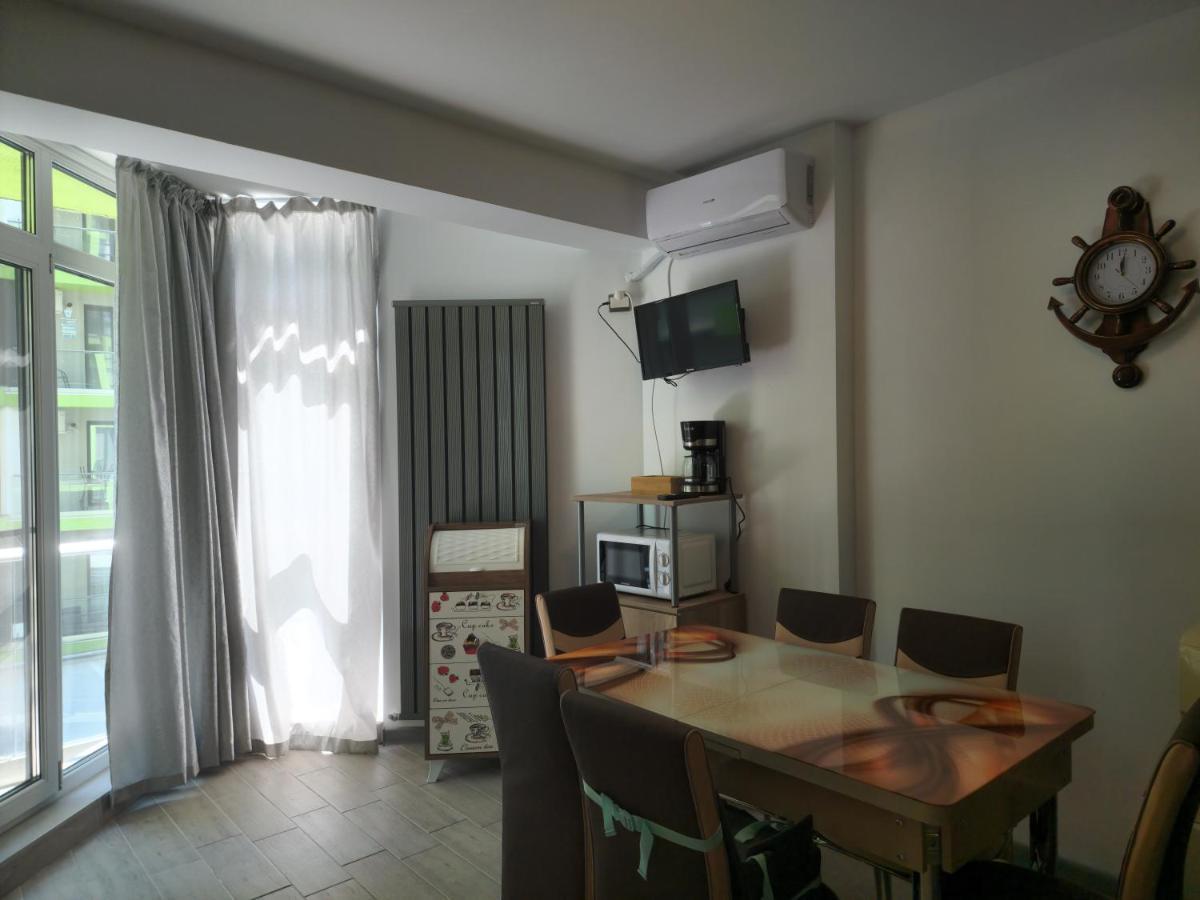 Nasty 24 Aparthotel Pool & Spa Mamaia Nord Navodari Exterior photo